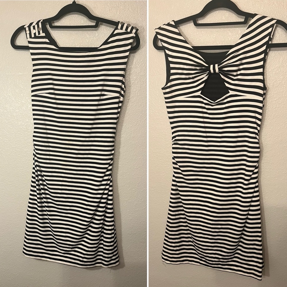 Black and White Striped Sleeveless Dress